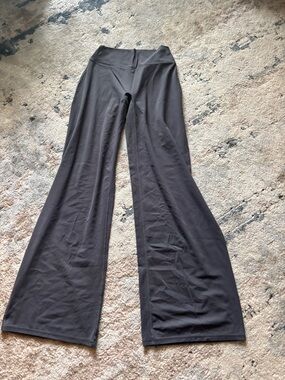 ONER Active SoftMotion straight leg high-rise pants size medium Reg